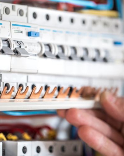 Instalações Elétricas Baixa e Média Tensão